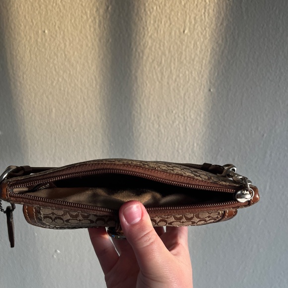 Coach F40585 Signature C Leather Wallet Wristlet Y2K - Picture 3 of 5